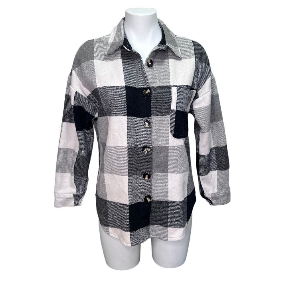 Black & White Buffalo Plaid Shacket Size S